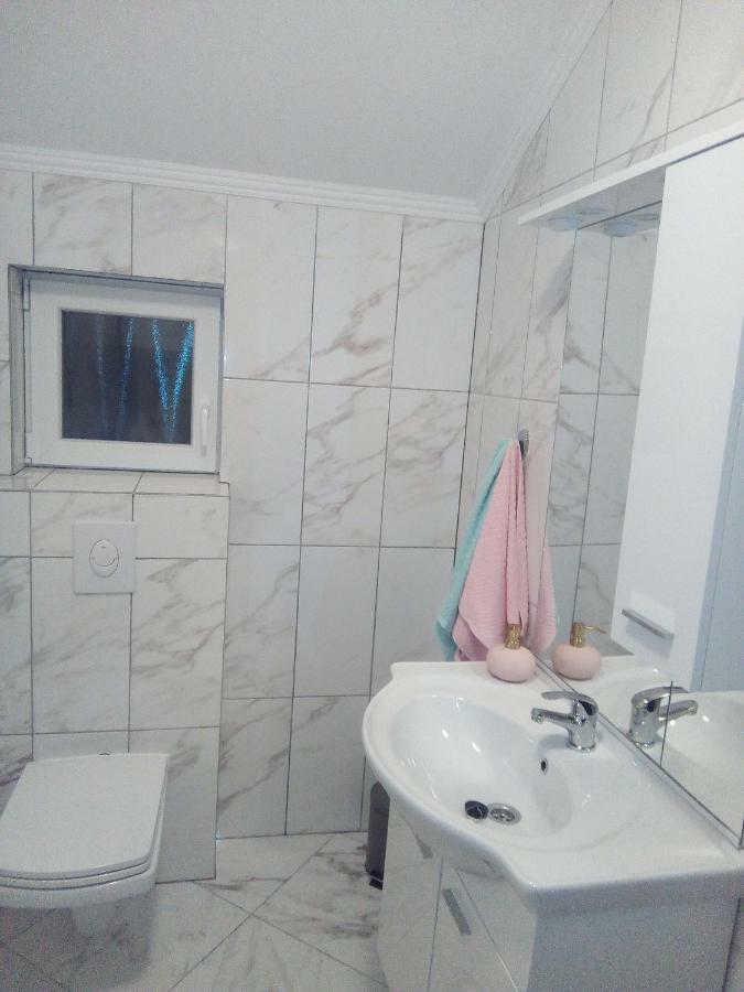Studio Apartman Matkovic Imotski Εξωτερικό φωτογραφία