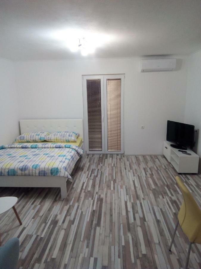 Studio Apartman Matkovic Imotski Εξωτερικό φωτογραφία