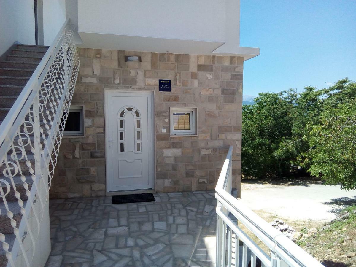 Studio Apartman Matkovic Imotski Εξωτερικό φωτογραφία